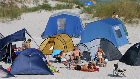 fickerei am strand